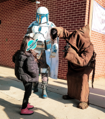 Girl with jawa.png